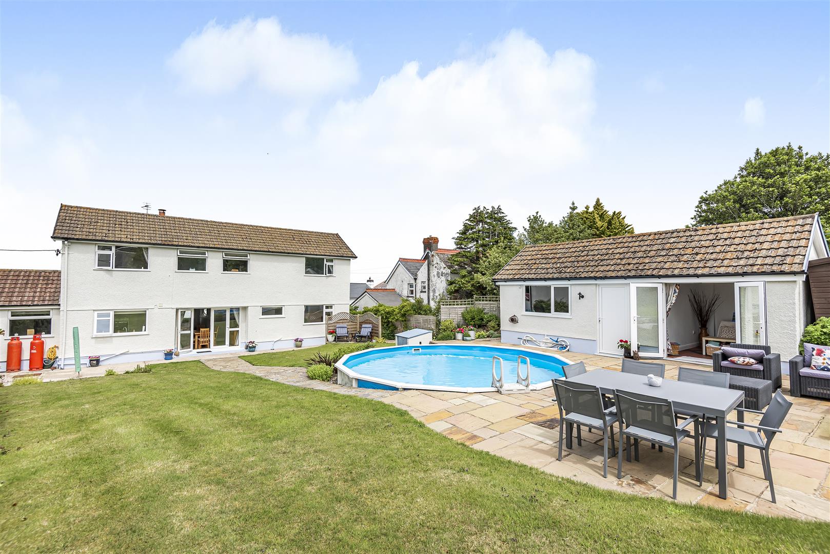 Llanmadoc, Gower, Swansea, SA3 1DE